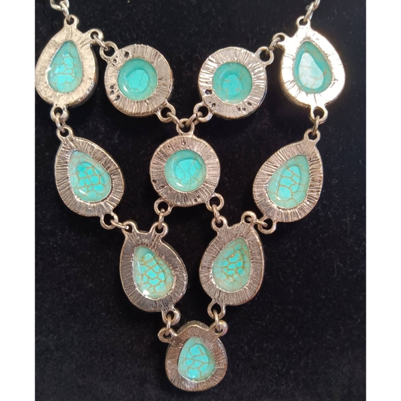 Faux Turquoise Silver Tone Bib Style Statement Necklace - Picture 4 of 5